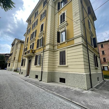 Appartamento Moderno La Dolce Vita Reggio Emilia Dış mekan fotoğraf